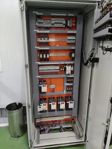 Centros de Control de Motores CCM y Variadores